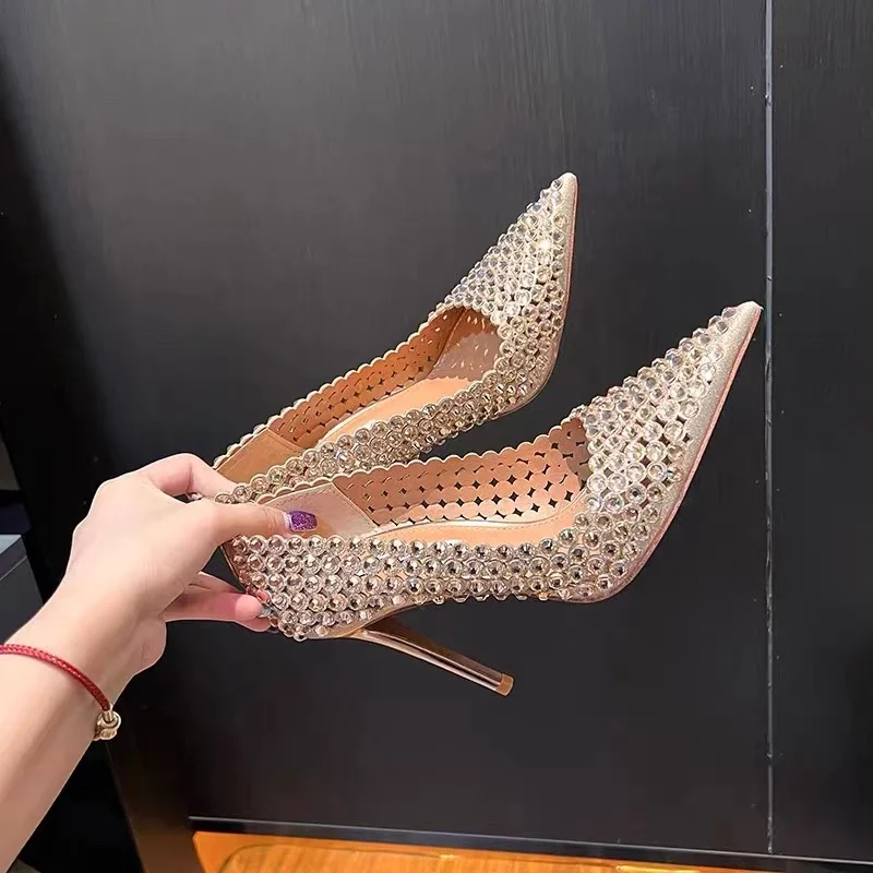 

Spring Autumn Glitter Shiny Diamonds High Heels Luxury Satin Women's Shoes Wedding Party Bling Shoes Pointed Toe Fashion Pumps