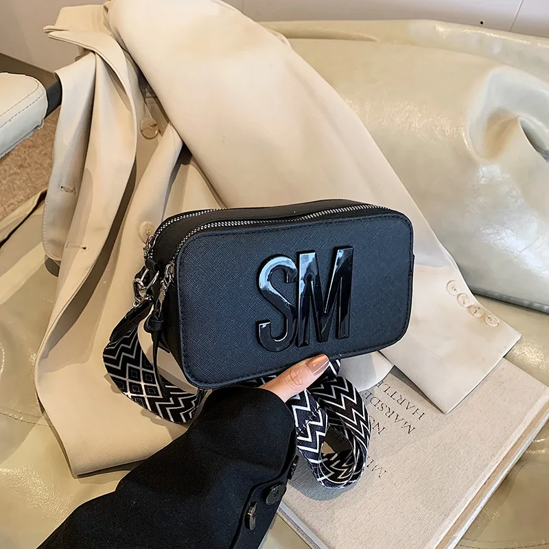 

Women's Camera Bag, Chic Crossbody Bag with Wide Adjustable Strap, Luxury Feeling Letter Small Square Purse