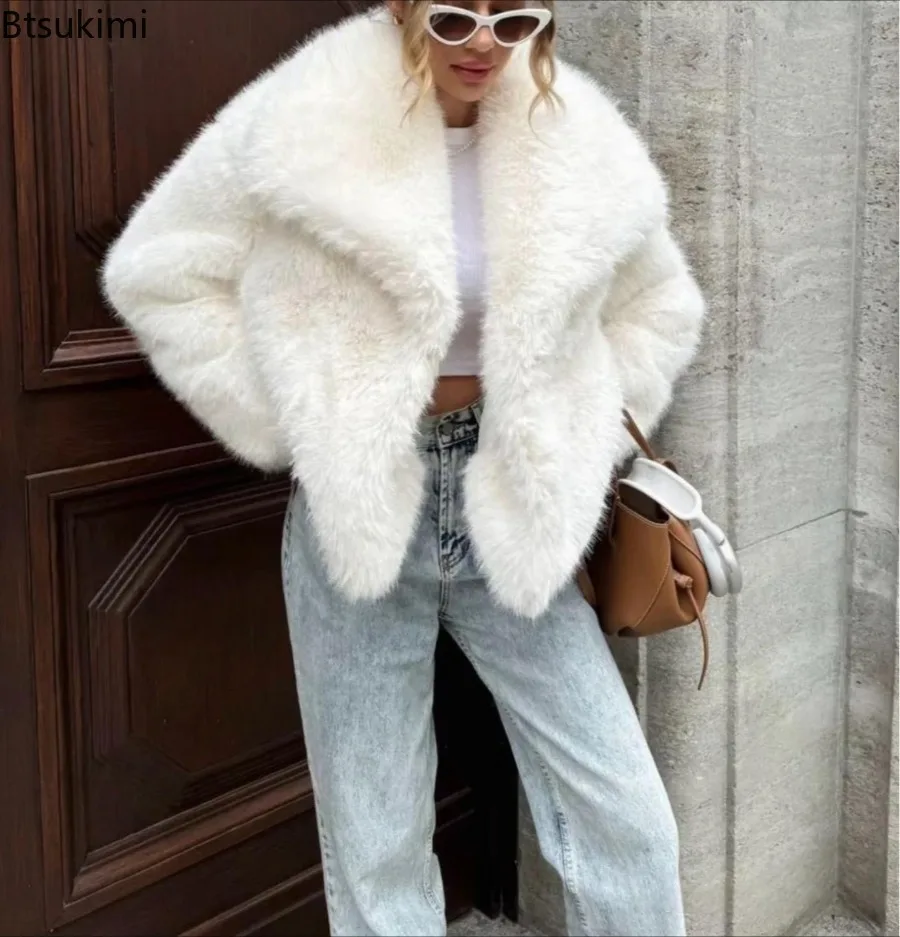 New Women Loose Fit Faux Fur Short Coat Wide Lapel Long Sleeve Plush Warm Jackets Winter Daily Street Luxurious Teddy Outerwear