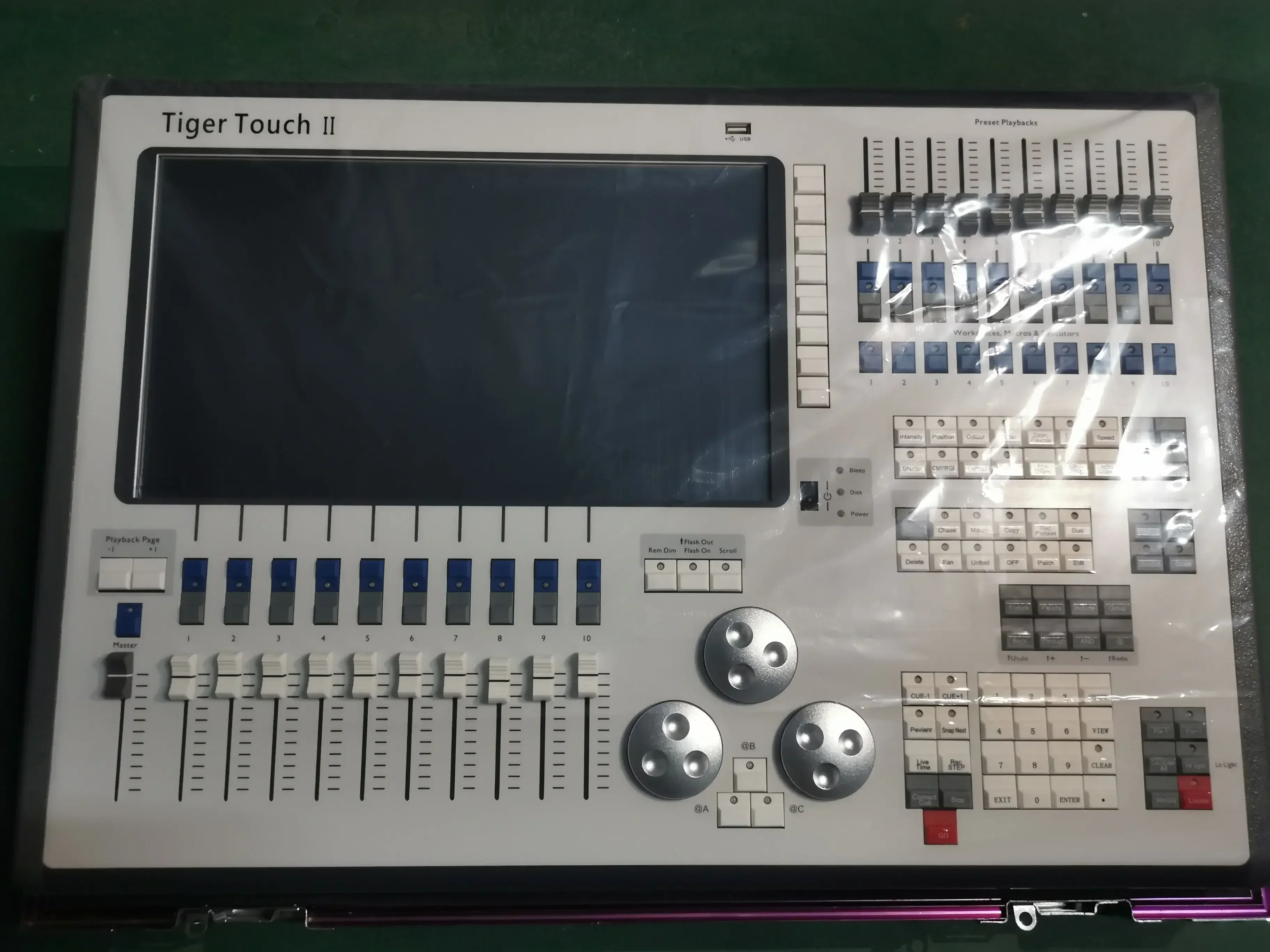 High quality tiger touch 2 pro dmx lighting controller with factory wholesale price