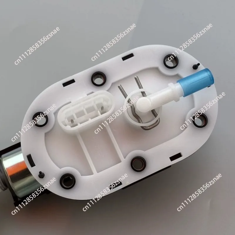 Suitable for Zongshen three-wheel motorcycle original parts ZS200ZH EFI engine fuel tank Q3 fuel pump assembly