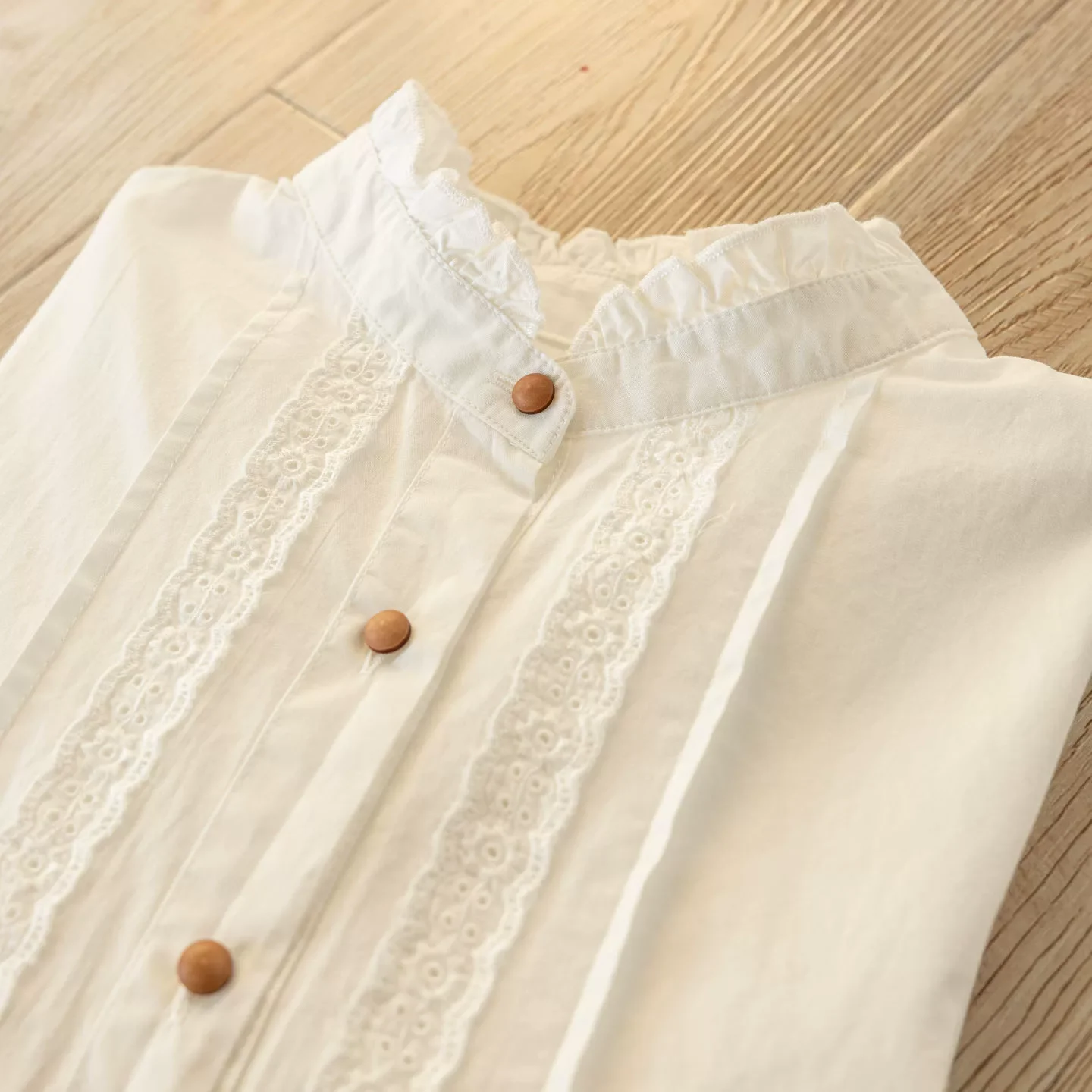2026 Elegant women's blouses stand collar lace patchwork white women's cotton shirt long sleeve tops for women wear to work