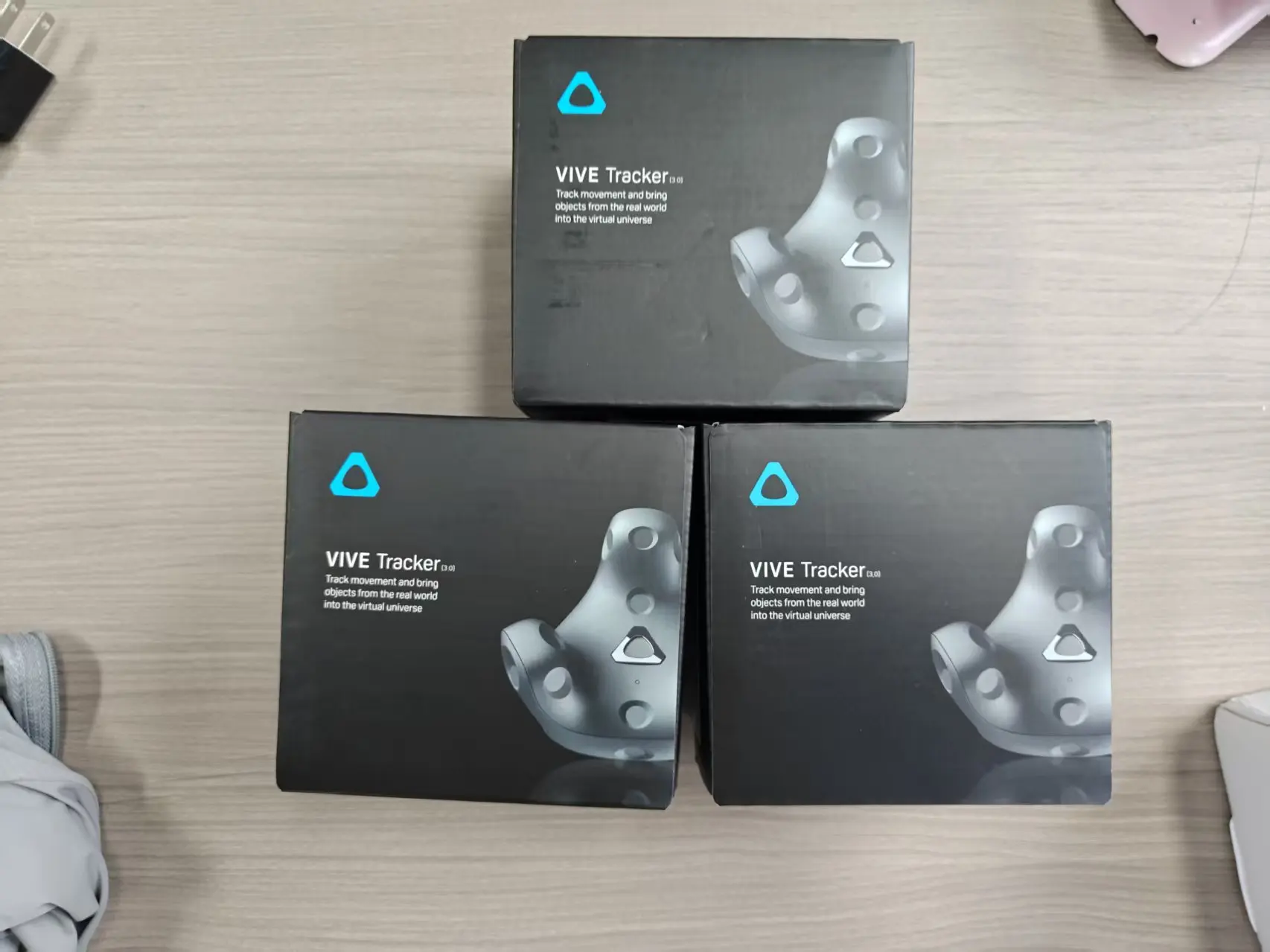 HTC 3 Pack VR VIVE Base Station 1.0 Base Station 2.0 VIVE Tracker