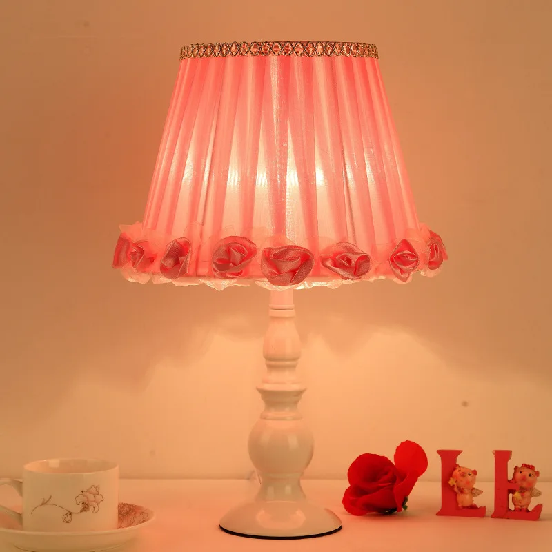 Imagem -03 - Princesa Europeia Lace Bedside Lamp Moderno Minimalista Nordic Girls Household Lamp