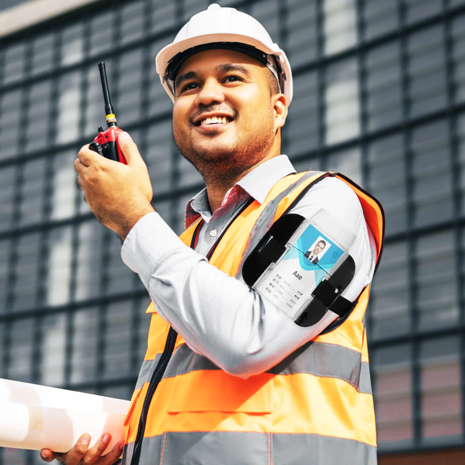 

4 шт., держатели для бейджей, регулируемый ремень, повязка на руку, держатель для бейджа, держатель для именной бирки, прозрачный карман для офисного персонала безопасности