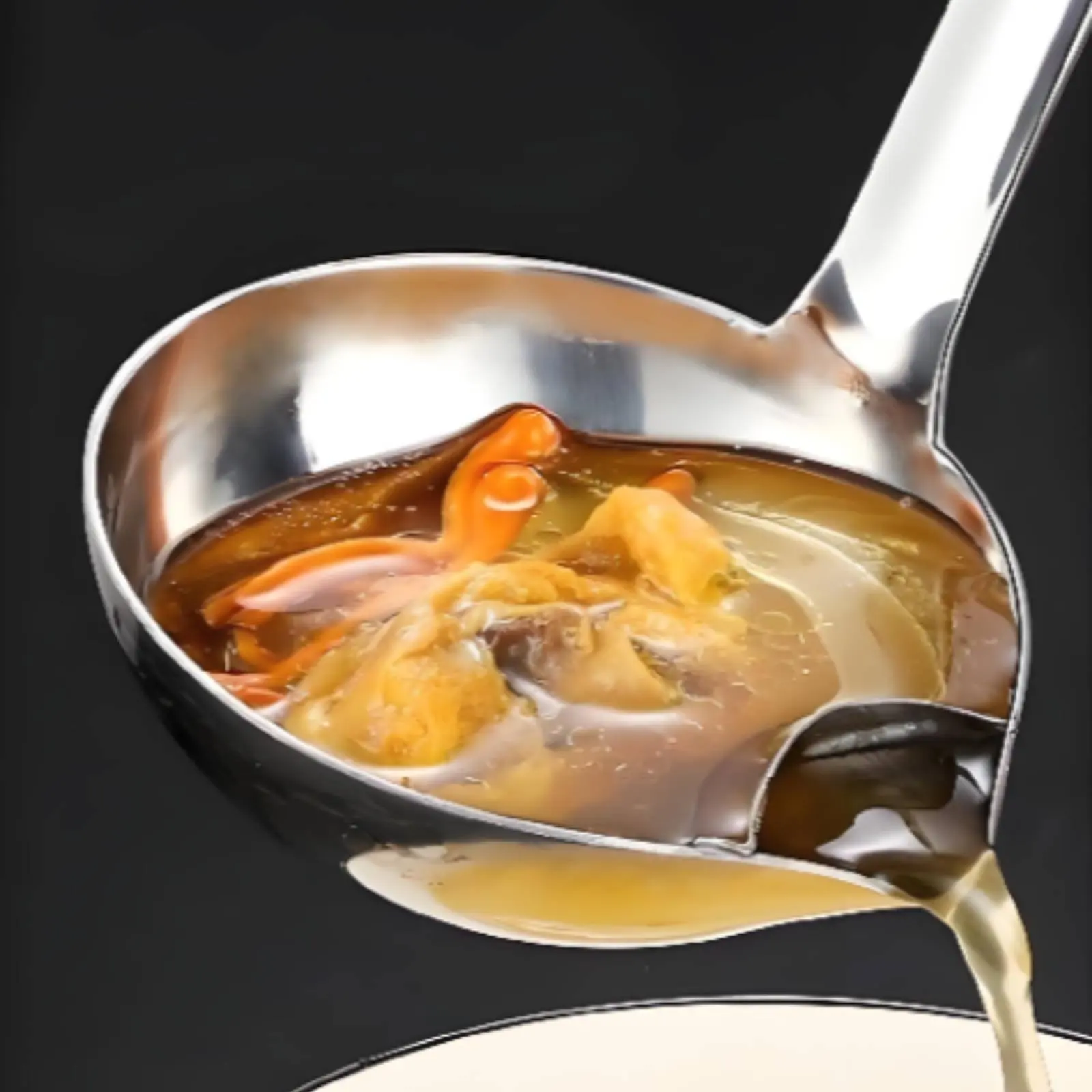Long Handle Warm Pot Ladle Heat Insulating Oil Separator Ladle Unwanted Oil Skimmer Spoon Easy to Clean Kitchen Utensil