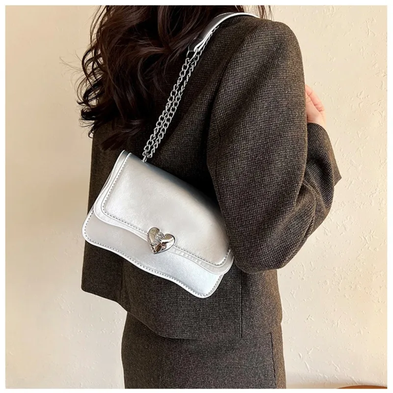 High Quality Fashion Small Crossbody Bag for Women New Trendy Versatile Instagram Shoulder Bag Chain Small Square Shoulder Bag