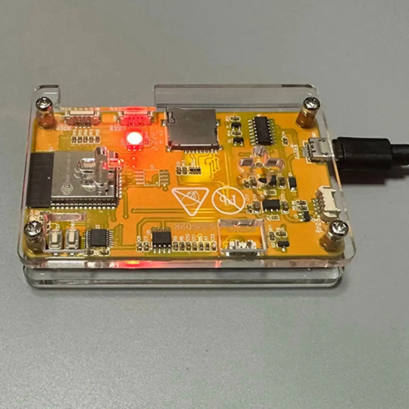 LLCS-10X Nerdminer V2, Miner de Bitcoin con Pantalla de 2.8 Pulgadas, Minería Individual de BTC, 56KH/S, Máquina de Minería de Criptomonedas