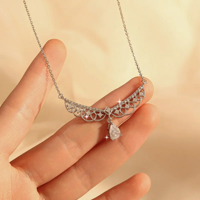 

Высококачественное сверкающее грушевидное ожерелье из муассанита цвета D в один карат, изысканные свадебные украшения для женщин. Сертификат: 925с