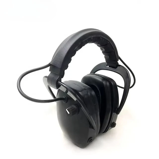 

Electronic Hunting Earmuffs Noise Reduction ABS Material Battery Included Hearing Protection
