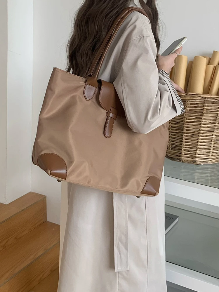 

2025 new nylon large capacity student class shoulder bag, fashionable and casual women's daily commuting bag