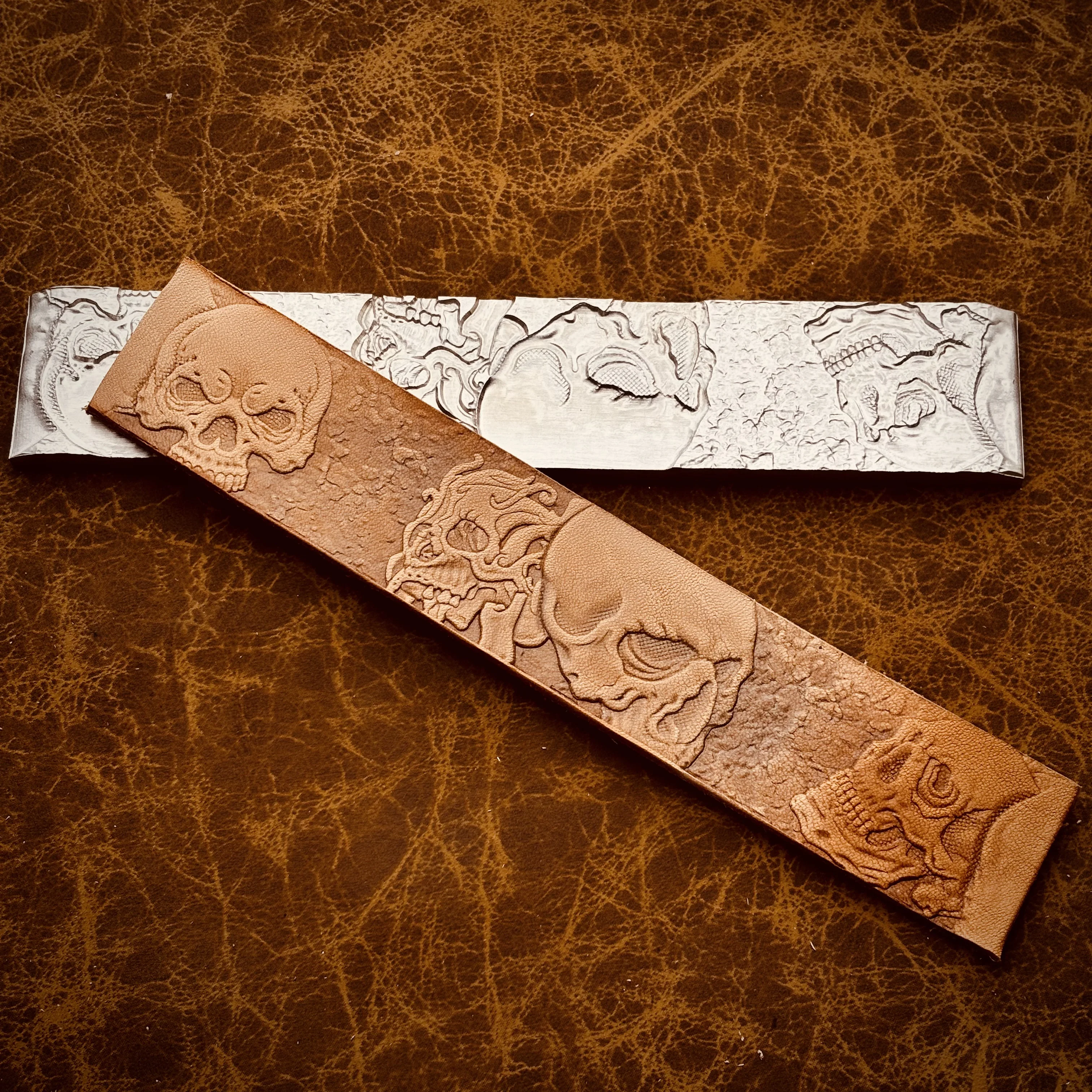 3D-штамп для кожи с дизайном черепа и каменным узором, пресс-форма для тиснения, штампы для гравировки из алюминиевого сплава, инструмент для непрерывной штамповки