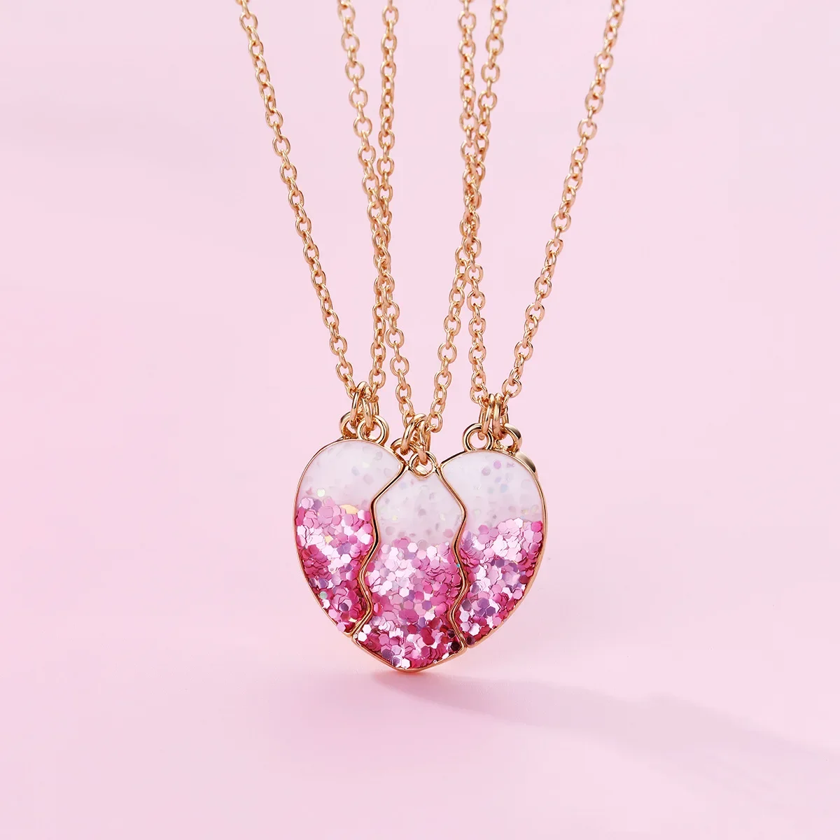 Luxury Heart Shaped Necklace for Women Girls Fashion Creative Shiny Magnetic Sequins Clavicle Chain BFF Jewelry Accessories Gift