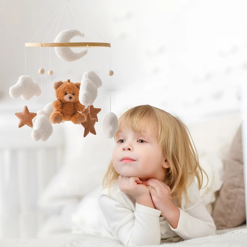 Baby Rattle Toys Soft Cartoon Bear Bed Bell Toys 0-12 Month Felt Wooden Mobile Newborn Music Box Holder Bracket Infant Crib Toys