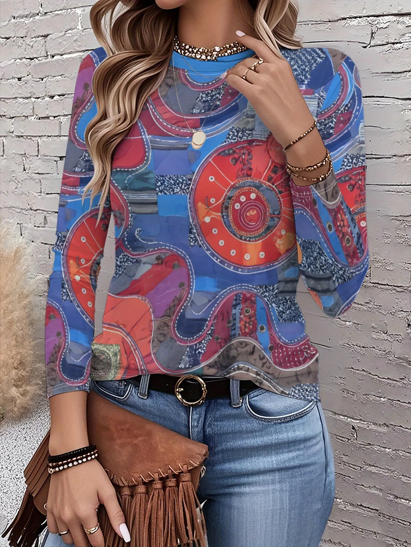 

2026 New Women's Fashionable Long-Sleeved T-Shirt with Ethnic Pattern, Suitable for Everyday Wear and Stylish Bohemian Design