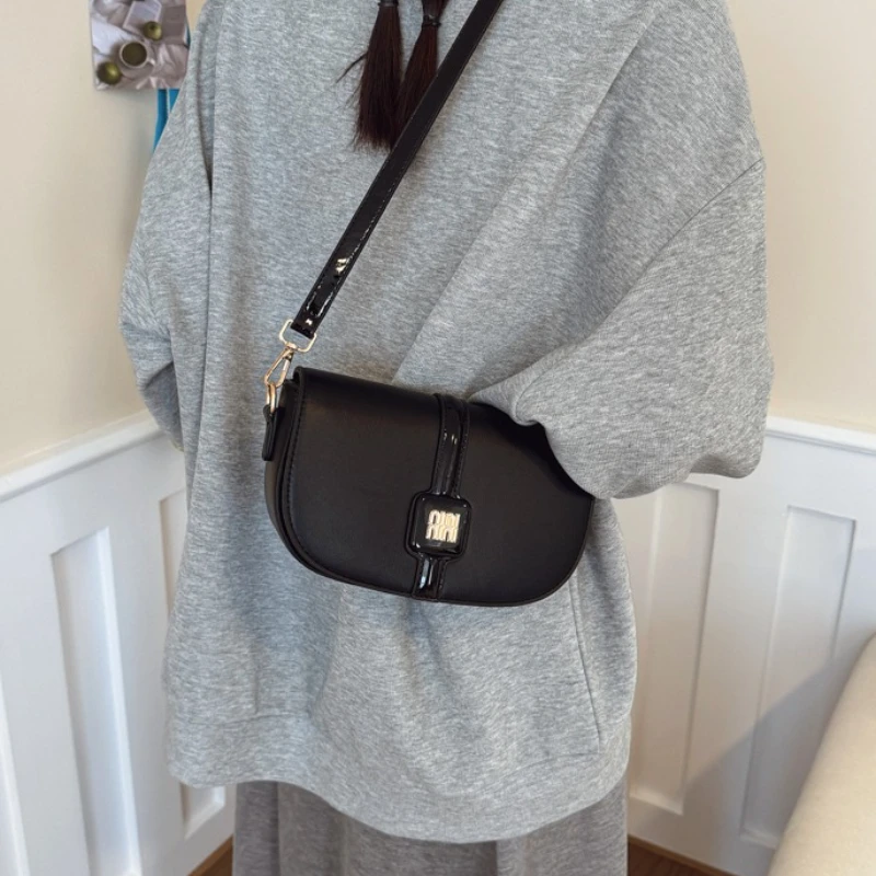 

Famous Designer Popular Tote Bag For Ladies Leather Crossbody Bag Luxury Brand Handbag Classic Elegant Shoulder Bag Chic