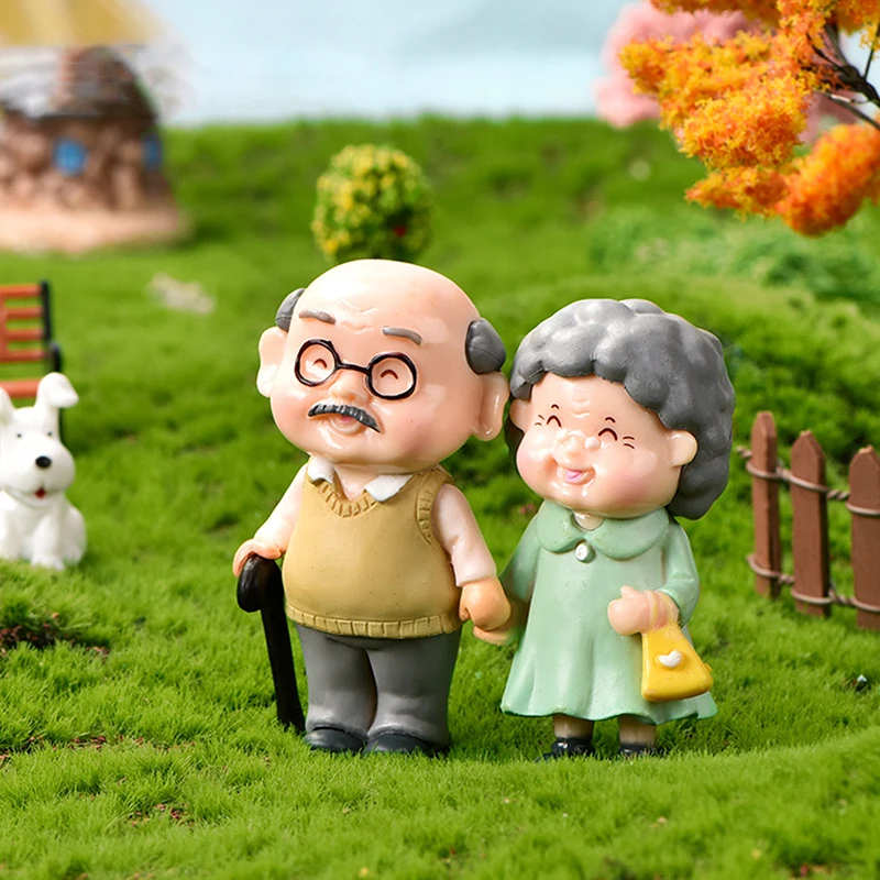 New Sweety Lovers Couple Ornament Mini Couple Figures Grandma Grandpa For Fairy Garden Figurines Miniature Home Decoration