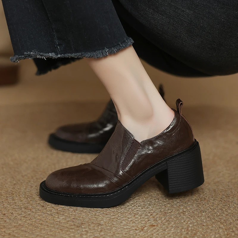 2025 New Spring Genuine Leather Women Shoes Round Toe Women Pumps Brogue Designs Shoes for Women High Heel Loafers Ladies Shoes