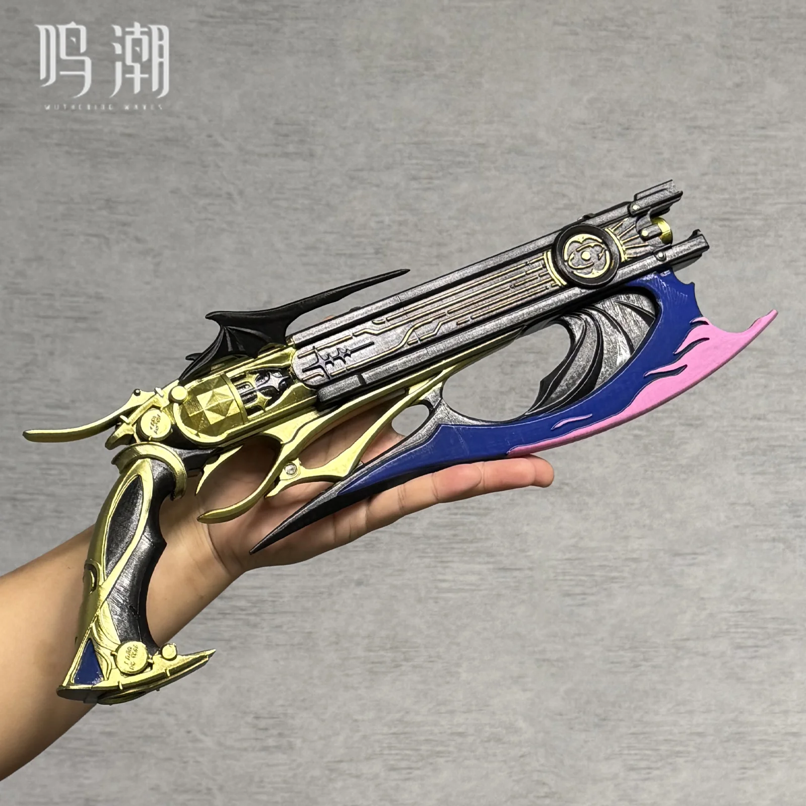 อุปกรณ์ประกอบคอสเพลย์กัลเบรนาจาก Wuthering Waves อาวุธกัลเบรนาสำหรับงานฮาโลวีน งานคาร์นิวัล ของเล่นสวมบทบาทสำหรับผู้ใหญ่ ทั้งผู้หญิงและผู้ชาย