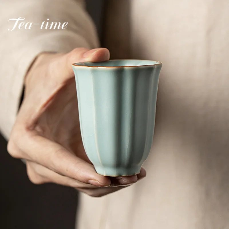 65ml Imitation Song Azure Ru Kiln Tea Cup Handmade Ice Cracked Glaze Master Cup Single Petal Porcelain Snifter Cup Mug Gift Box