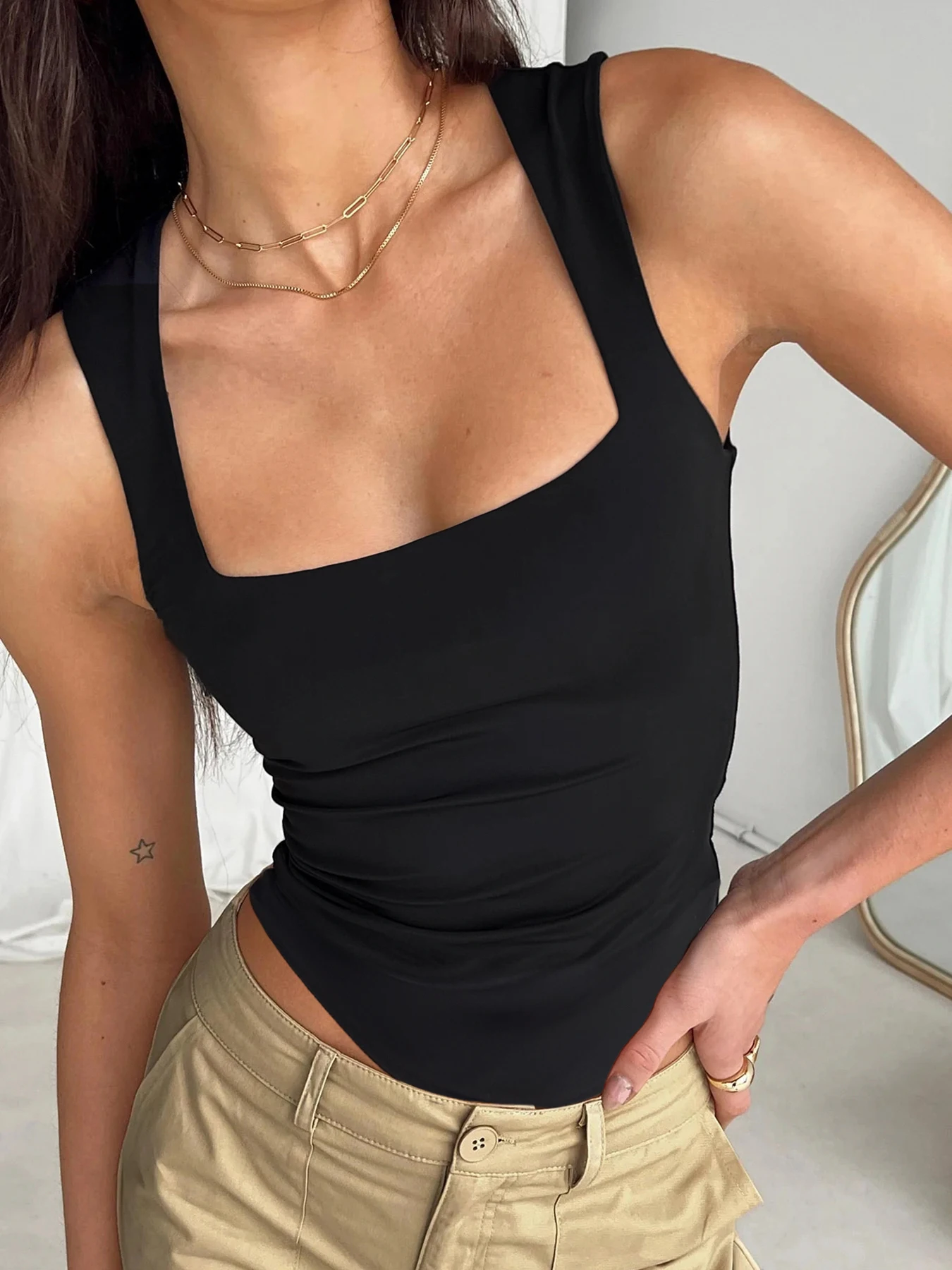 Black Solid Basic Skinny Square Collar Sleeveless Bodysuit Women