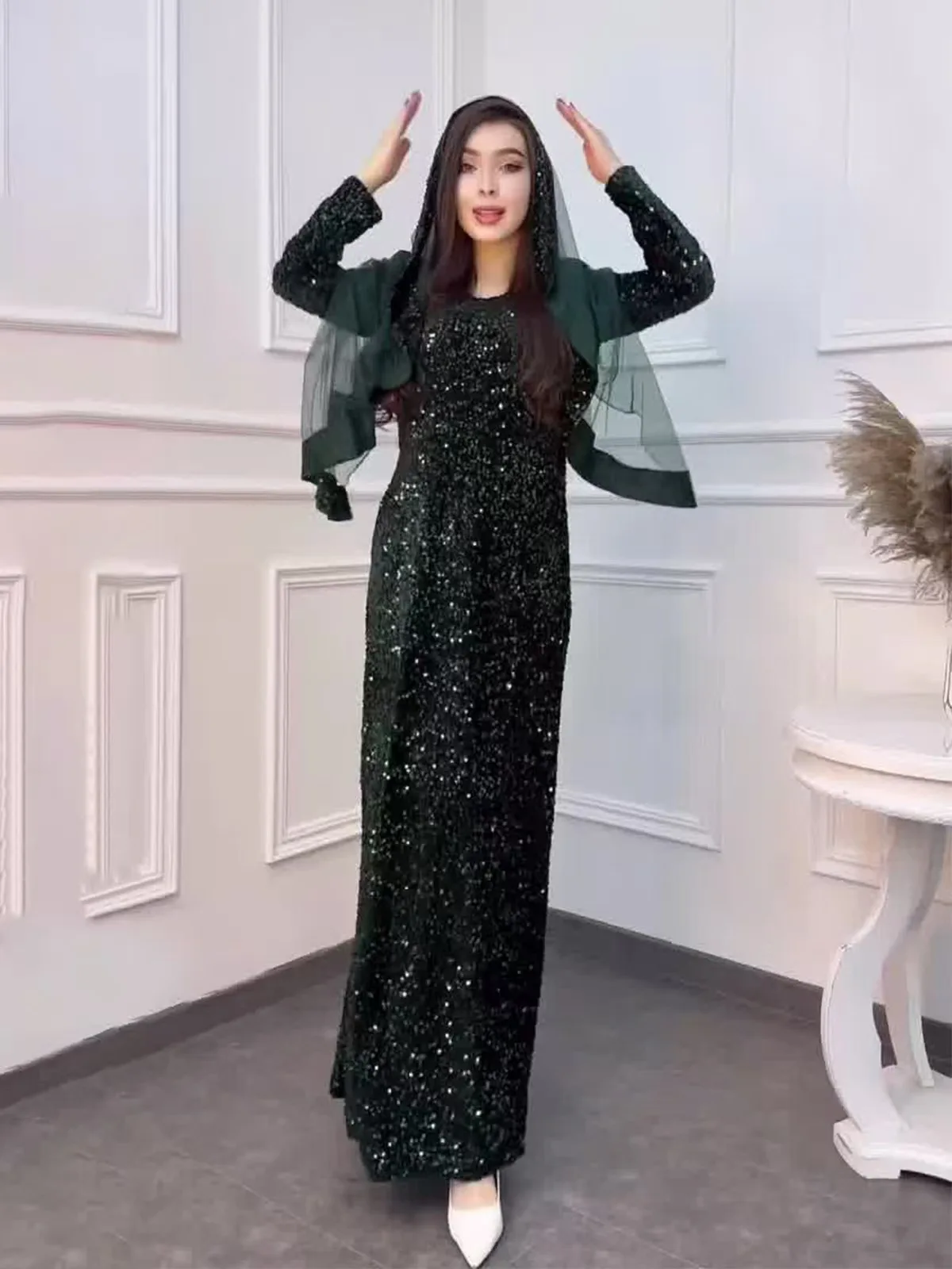 Iny Sequin Me Awl D… - image