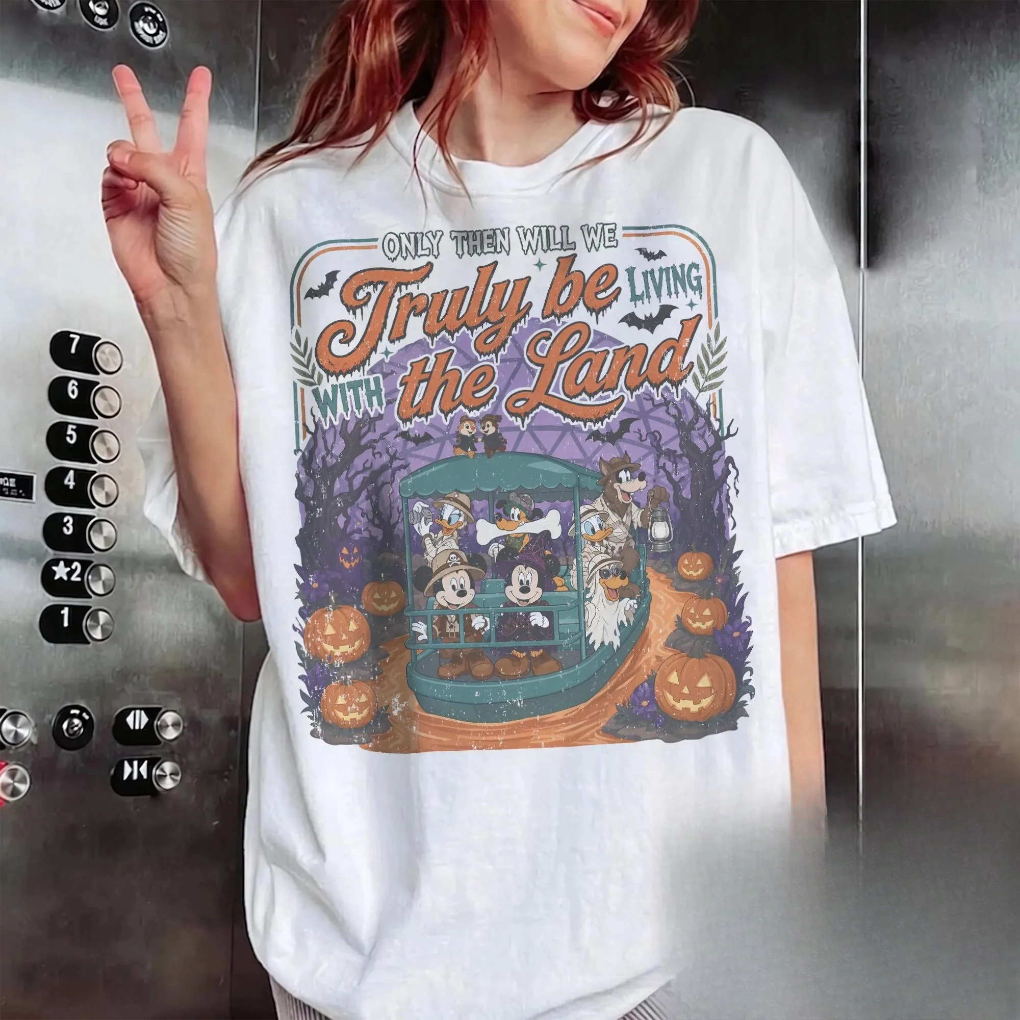 2026 new Round-neck short-sleeved retro Halloween jungle parade cartoon pattern printed Tee for both men women (universal size)