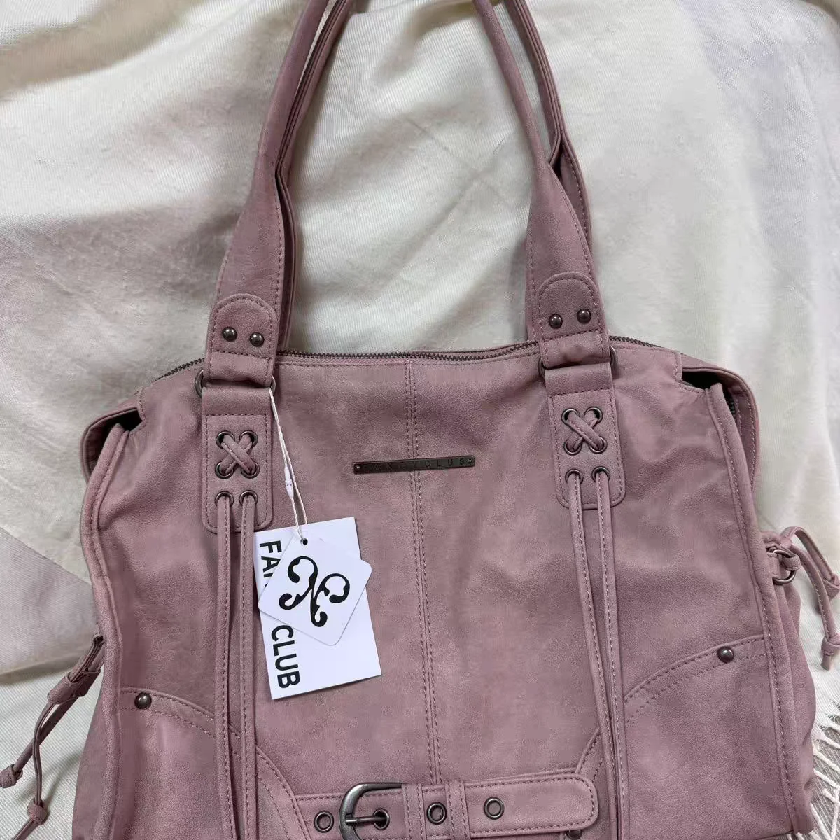 SANSAN FANCY CLUB Cool Retro Shoulder Bag with Large Capacity, Same Style as Xue Yun's image 3