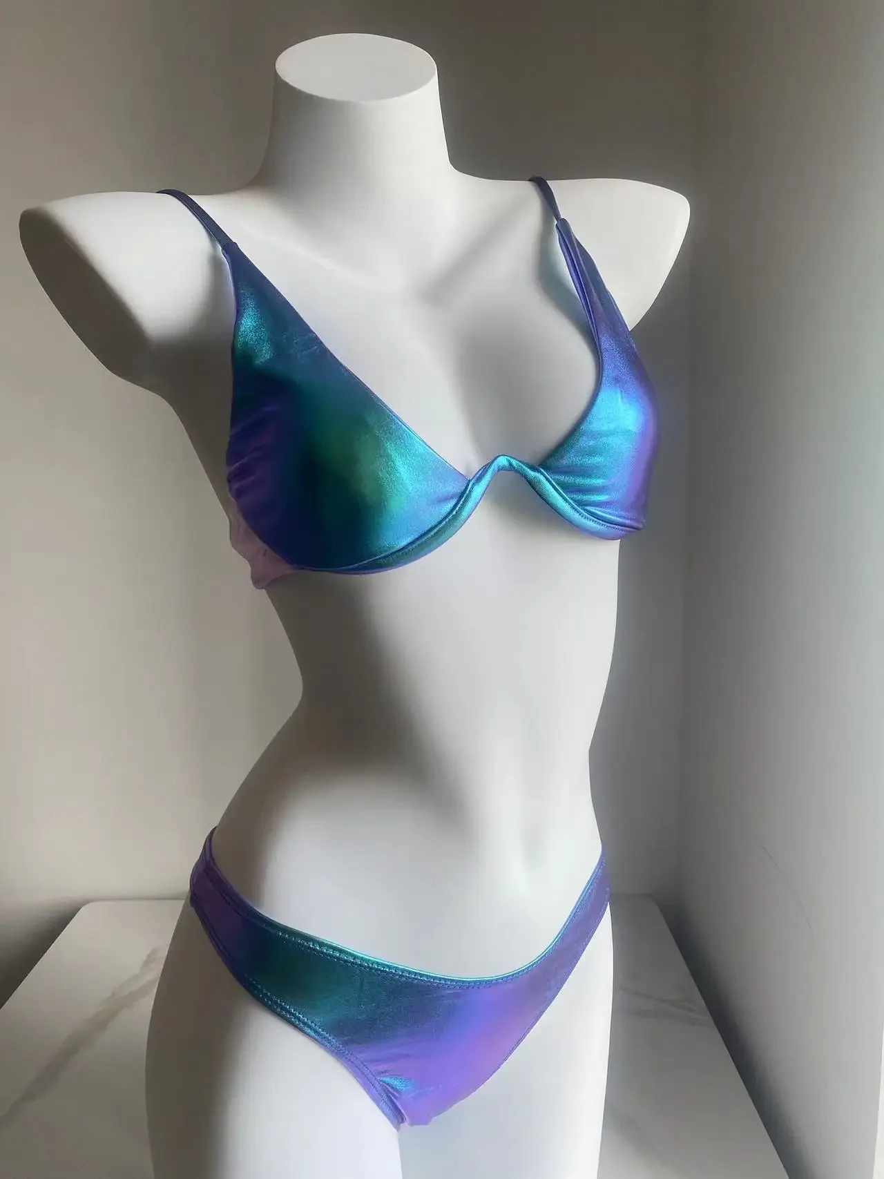 

Women Sexy Brazilian Bikini Set Holographic Metallic Push Up Underwire Swimsuit