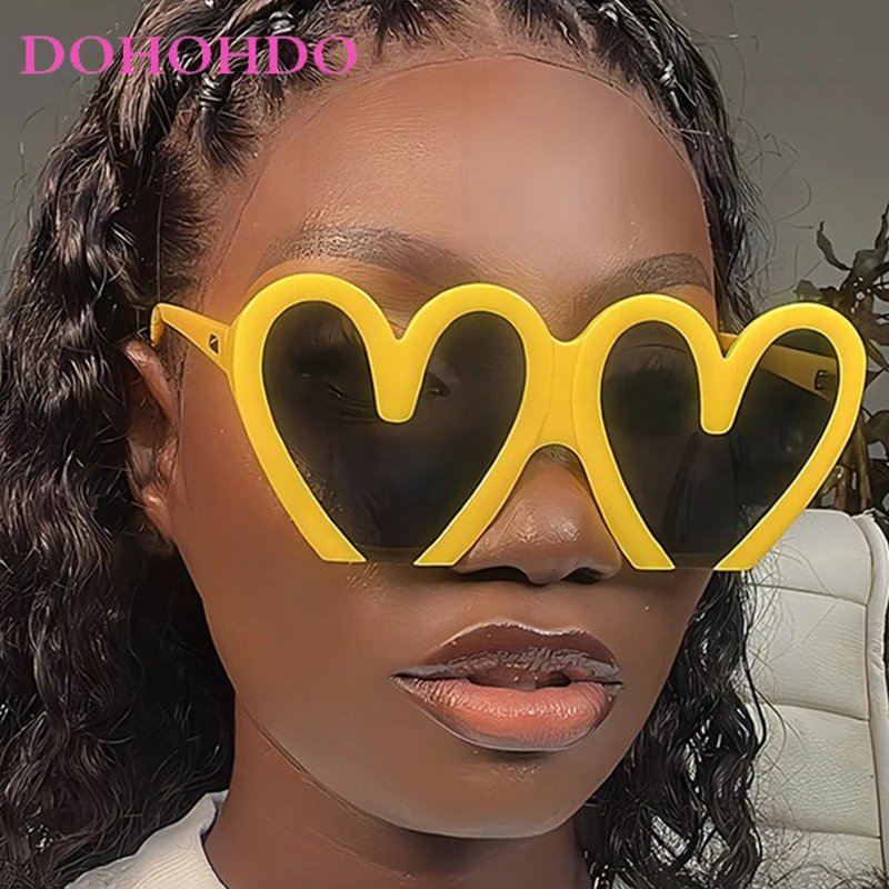 

Heartshaped Sunglasses Women Men Luxury Designer Vintage Beach Street Photography Sun Glasses Female Shades UV400 Lentes De Sol