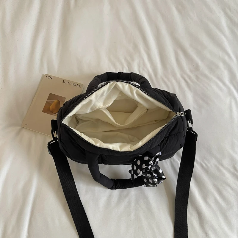 2026 Neue Designer-Schultertasche mit Karomuster, Space-Baumwoll-Handtasche für Damen, Große Kapazität, Daunengepolsterte Gesteppte Einkaufstasche für Damen – Detail 26