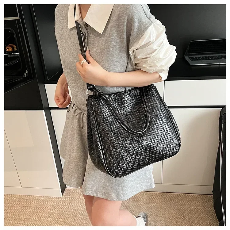 

Exclusive 2025! Expandable Crossbody for Travel, Fold To Handbag, Boarding OK