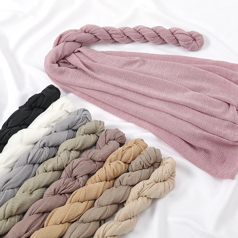 Hot collection solid color polyester women's scarf with high elasticity and breathability temperament, long and pleated scarf