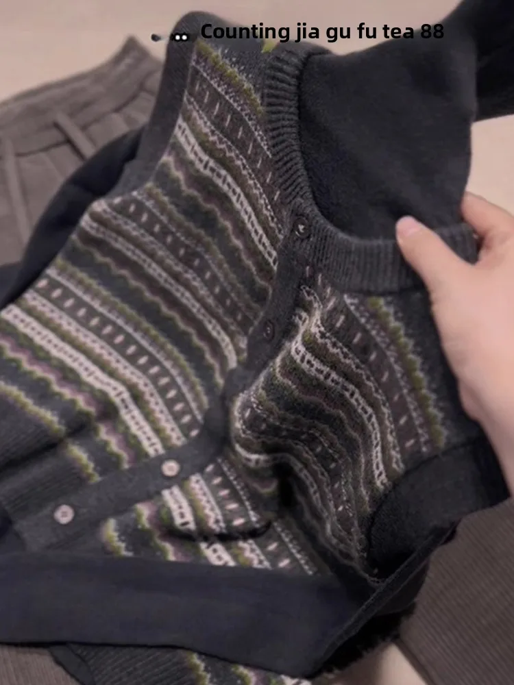 

Faionable Retro Spliced Knitwear Casual Commute Sle Slimming Color Blo Winter New Arrival Ele Casual Top for Women