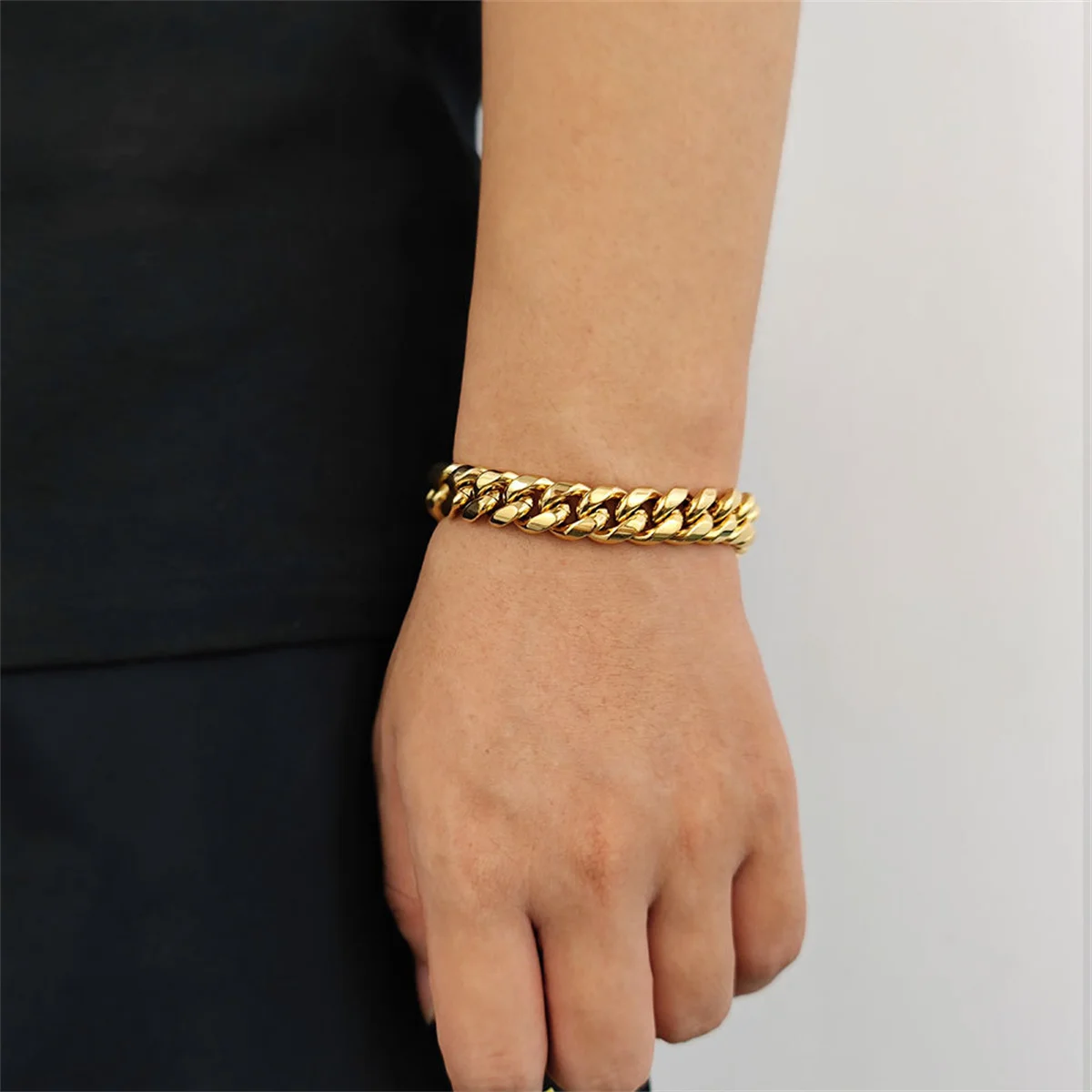 Newest Stainless Steel Bracelet for Men Women Wholelsale Wristband 10mm Gold Color Male Hand Chain Link Bracelet Hip Hop Jewelry