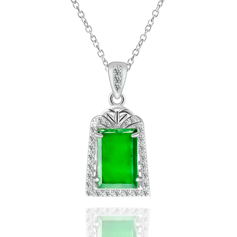

Luxury Natural Type A Vivid Green Jadeite Mini Amulet Plaque Icy S925 Sterling Silver Prong Necklace Set Women Fashionable
