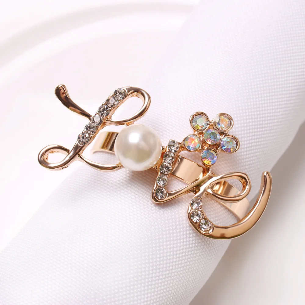 2023 New Valentine's Day Series Table Accessories LOVE napkin Ring Heart-Shaped LOVE Diamond Napkin Buckle Pearl Napkin Holders