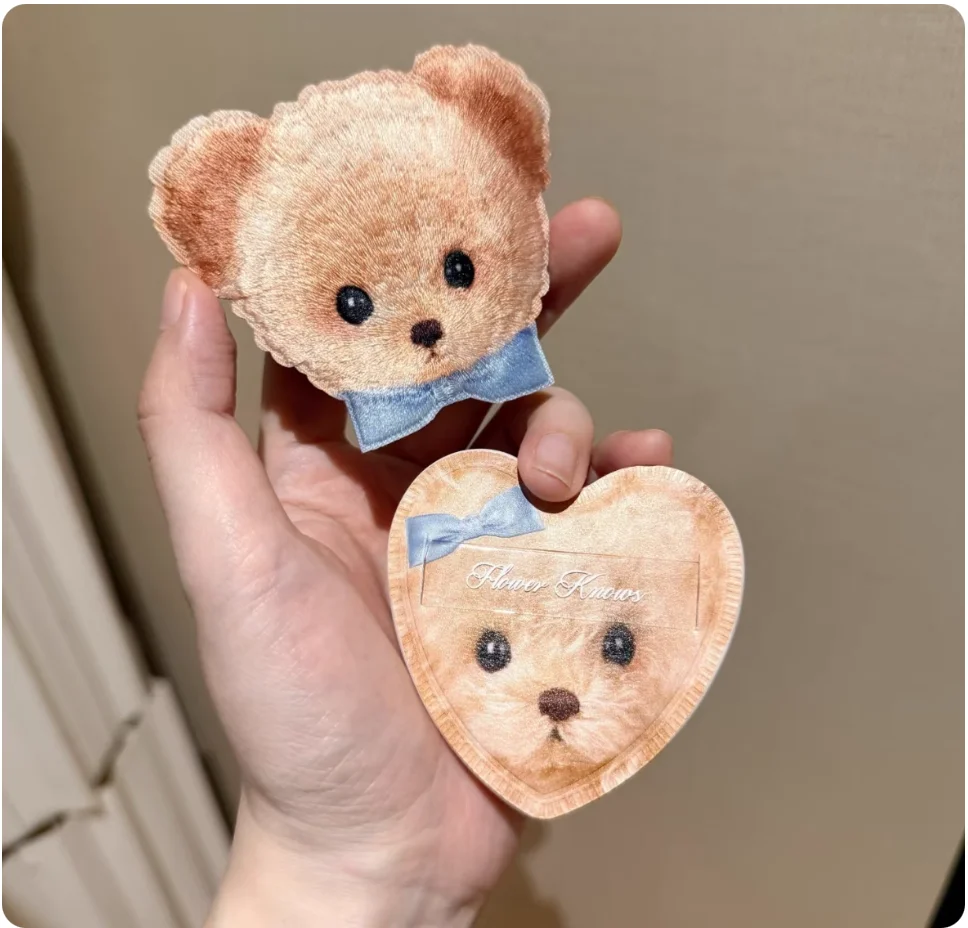 مجموعة فلاور نوز فلاش المحدودة، مجموعة مكياج قرص ظلال العيون وأحمر الشفاه #5