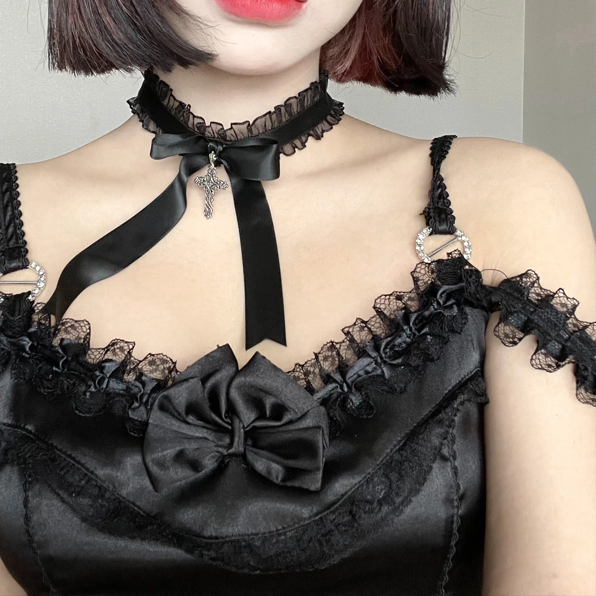 ロリータ-レースとクロスボウのネックレス,パンク,ゴシック,愛らしい,装飾的なアクセサリー