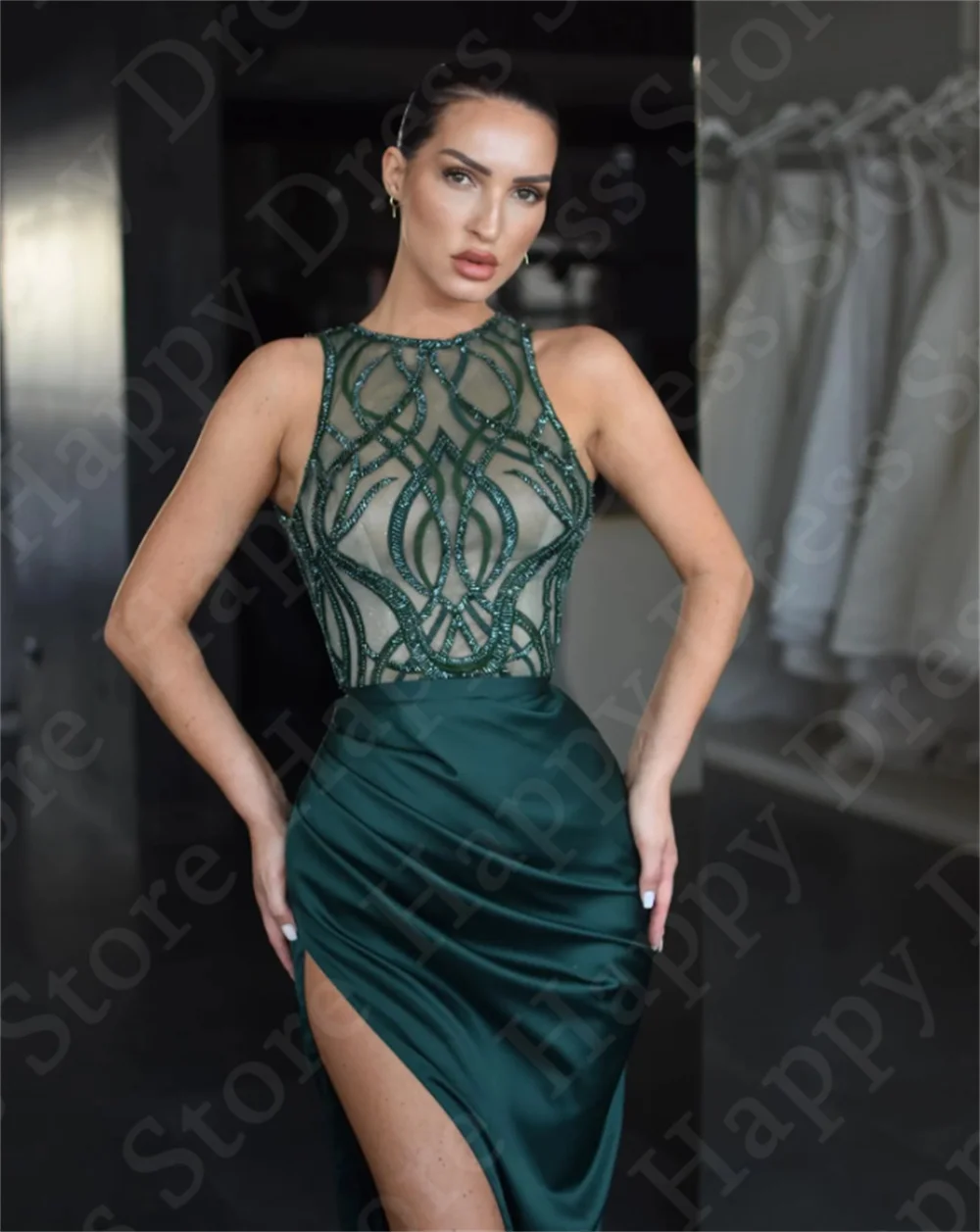 Neues dunkelgrünes Abendkleid Abendkleid O-Ausschnitt ärmellose Perlen Meerjungfrau Satin Party kleid sexy Seite geteilt Falten langes Kleid