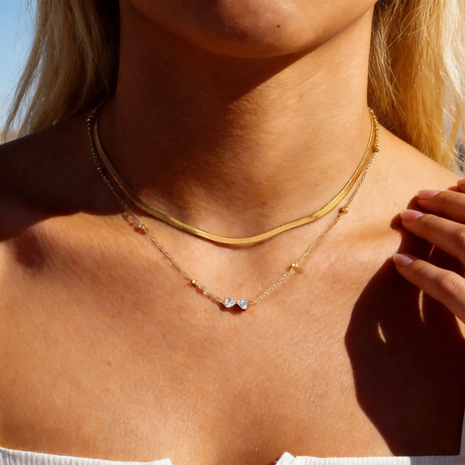 Vnox 2-teiliges Edelstahl-Halsketten-Set mit goldfarbenem Schmetterlingsanhänger, verstellbare Länge der Kette, Abstandsperlen, eleganter Alltagsschmuck – Detail 3