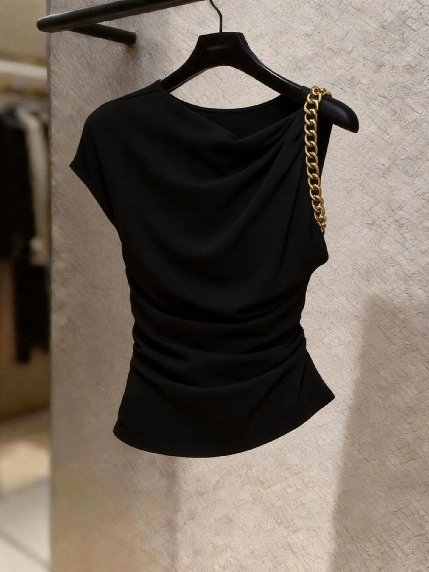 

Elegant Soft Folded Slim Fit Women's Top Sexy Versatile Design Summer Fashionable Casual Wear Outerwear Regular Length