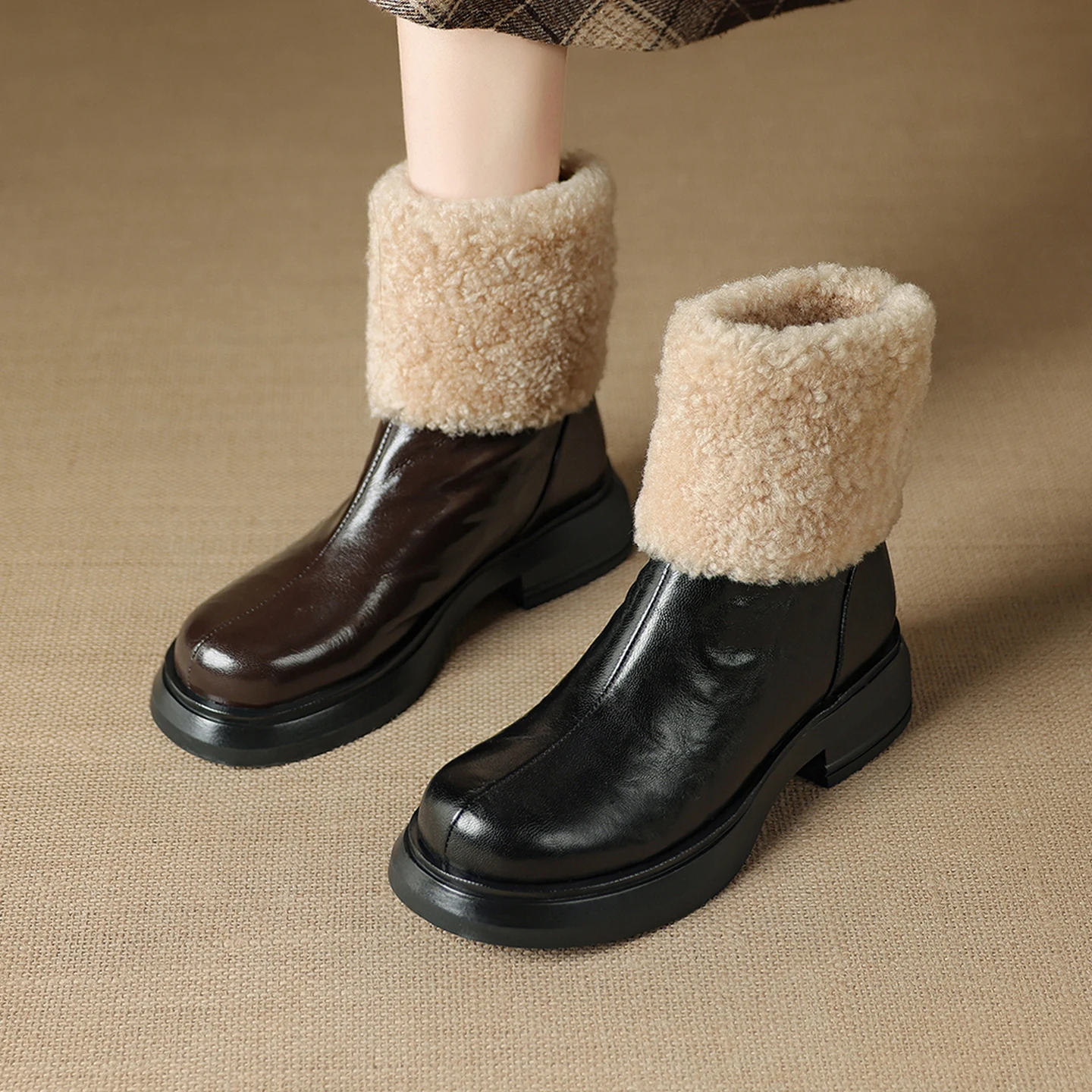 2026 new autumn winter women ankle boots natural leather plus size 22-25cm sheepskin round toe thick heel back zip short boots