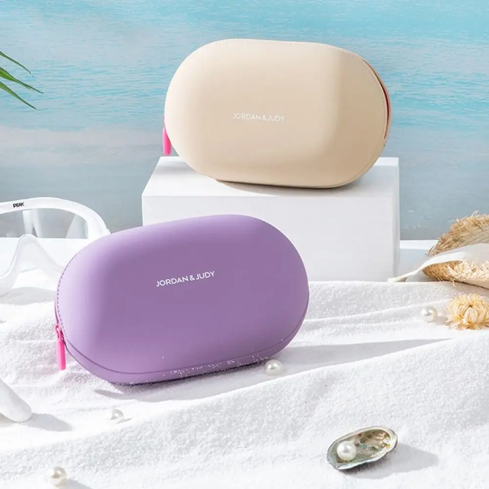 

Portable Large Capacity Silicone Cosmetic Bag Waterproof Soft Cosmetic Storage Bag Moisture-proof Wash Bag for Home
