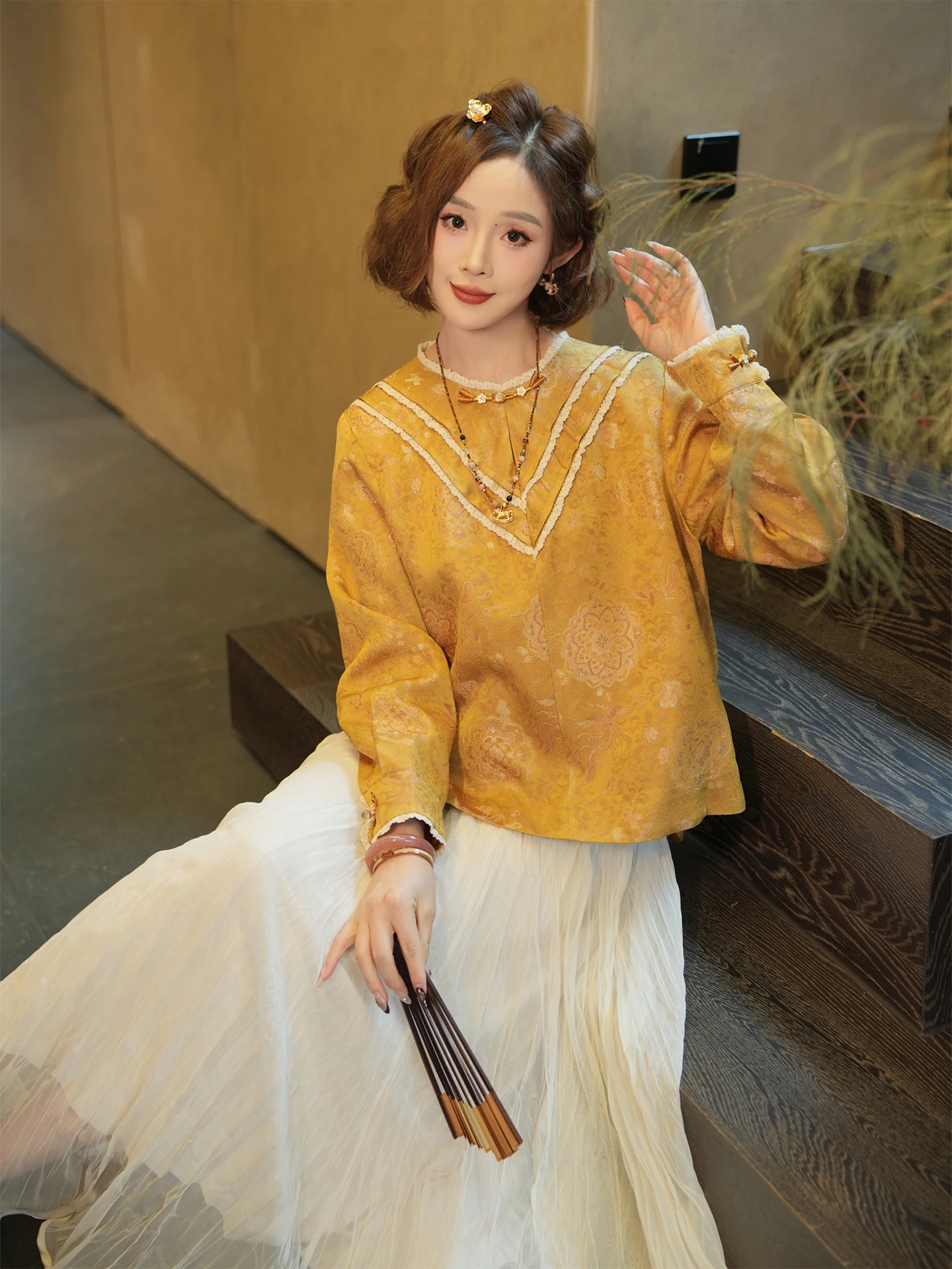 

Yolo Long Sve Silk Pred Flower Women's irt Chinese Sle National Trend Design Spring 2026 Loose Fit Regular Thin