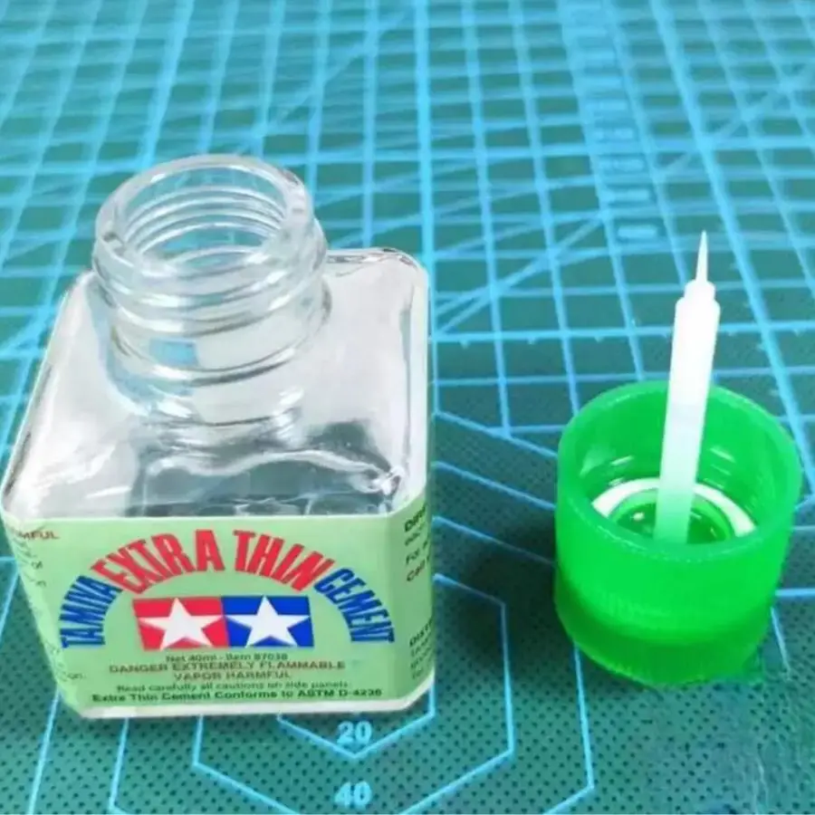Tamiya Thin Cement 87038, Green Cap Glue For Gundam & Military Model Assembly view 4