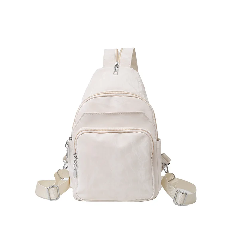 حقيبة ظهر جديدة خفيفة الوزن وصغيرة لعام 2025، حقيبة ساعي عصرية ومتعددة الاستخدامات، حقيبة صدر ركوب الخيل النسائية الشهيرة