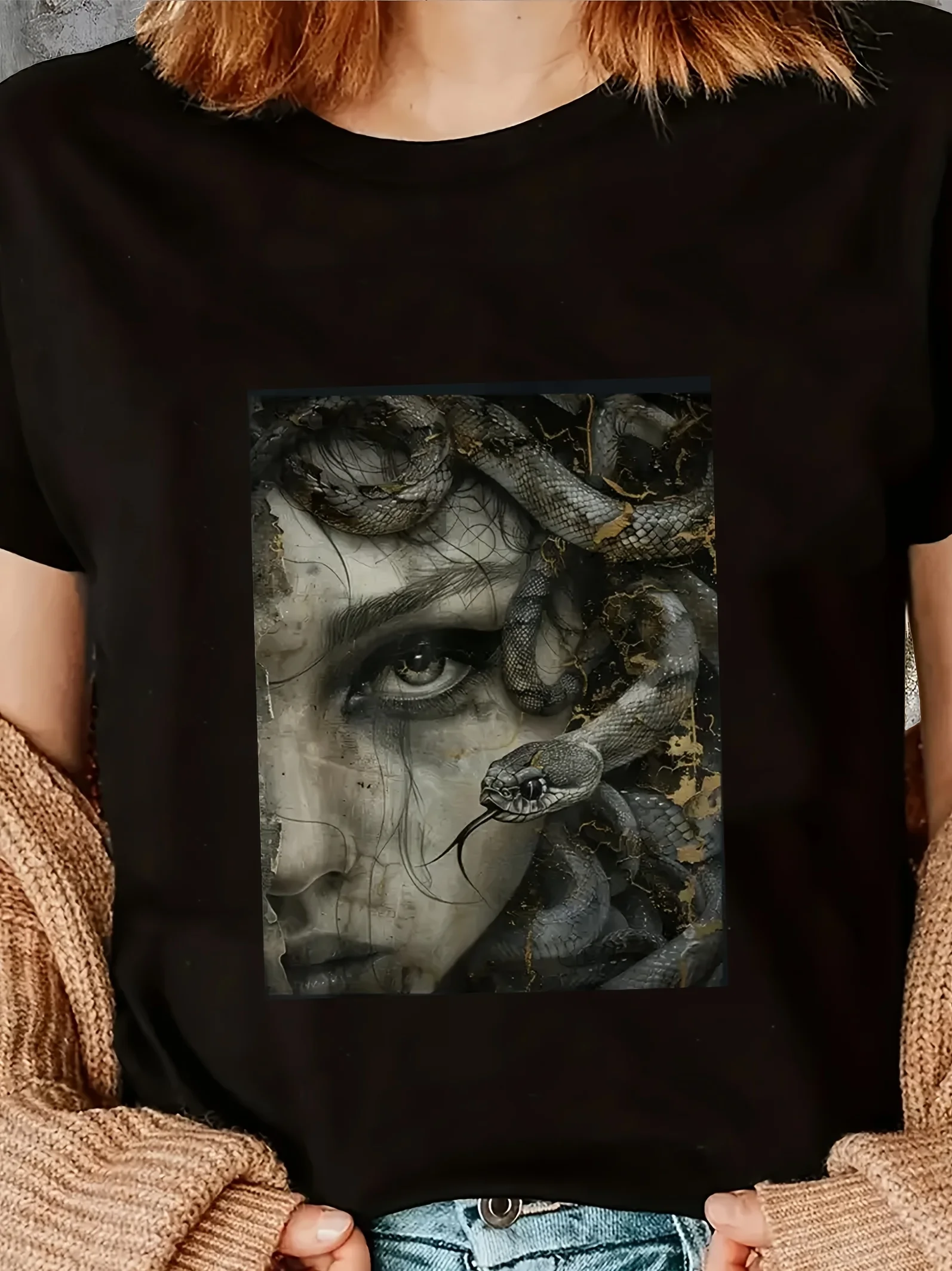 

Women's Black Casual Graphic T-Shirt with Artistic Medusa & Serpent Print, Round Neck Short Sleeve, Comfortable Polyester