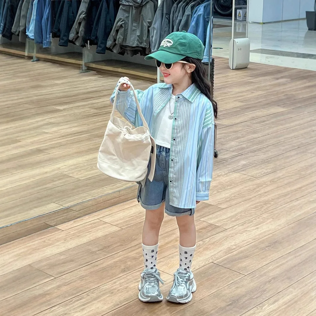 

Girls Spring and Summer Casual Fashionable Light Cotton Green Striped Shirt Denim Flanged Shorts White T-shirt