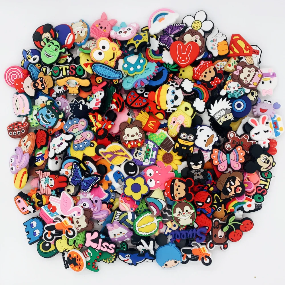 Surprise blind box Clogs charms DIY รองเท้าดอกไม้ตกแต่งหัวเข็มขัดที่ถอดออกได้สําหรับ Clogs ตกแต่งเด็กของขวัญ